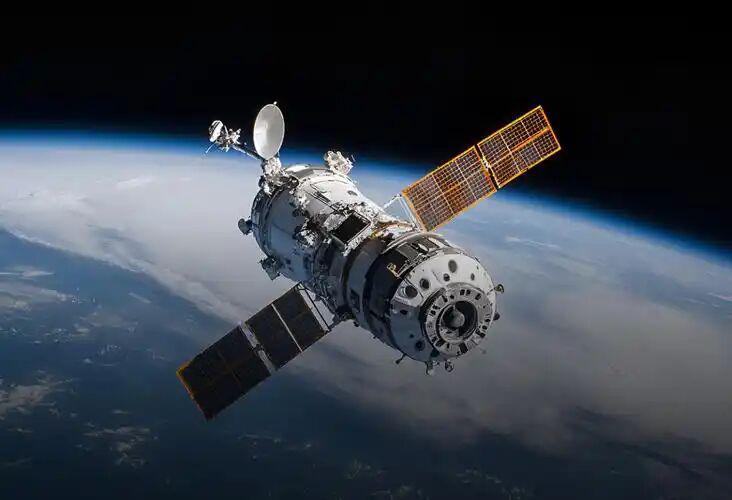 小K播早报中国商业航天首次载人飞船着陆缓冲技术获成功验证上海“十五五”规划建议：推动人工智能全栈创新(图1)